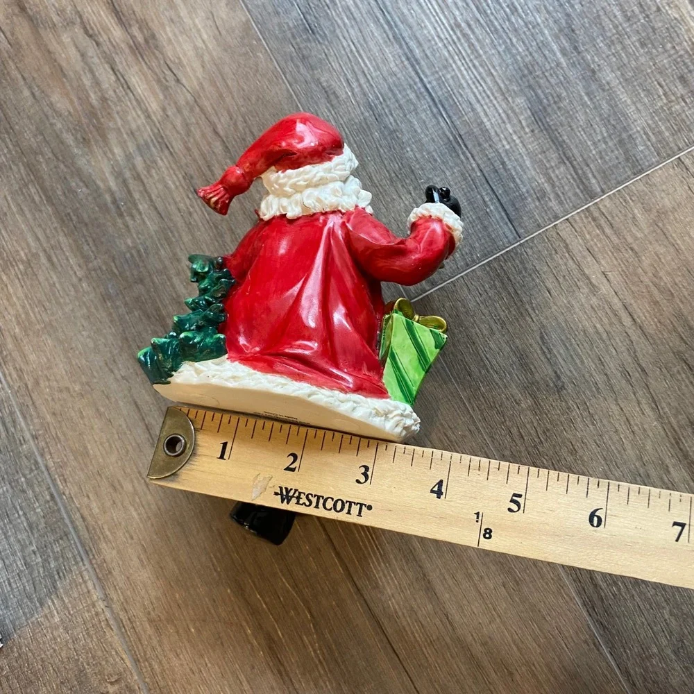 Home Interiors Santa Claus Figurine Stocking Holder, NEW, Christmas Decor